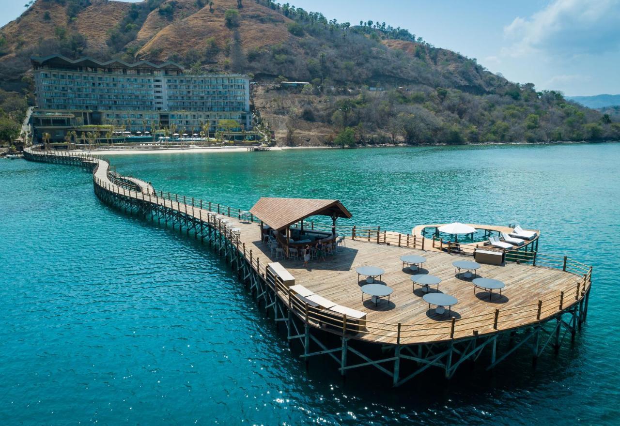 Ayana Komodo Waecicu Beach Labuan Bajo Kültér fotó